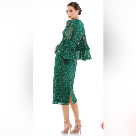 Fully sequined ruffled tiered 3/4 sleeve midi dress - Picture 2 of 3